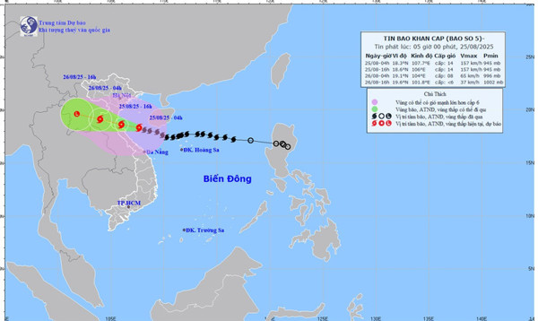 Bão số 5, giật cấp 17, cách Nghệ An, Hà Tĩnh, Quảng Trị khoảng 200km